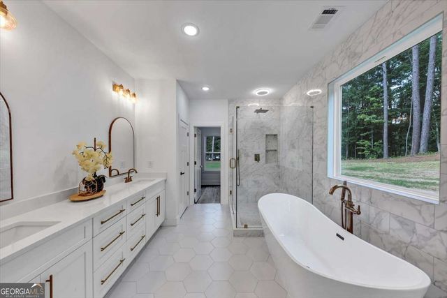 644 Harbour Shores Drive, Jackson, GA 30233