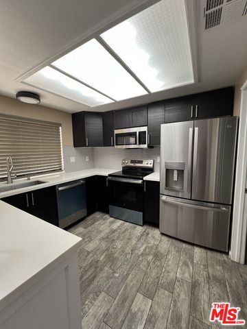 14456 Foothill Boulevard 28, Sylmar, CA 91342