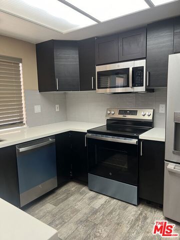 14456 Foothill Boulevard 28, Sylmar, CA 91342