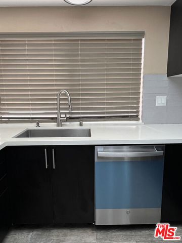 14456 Foothill Boulevard 28, Sylmar, CA 91342