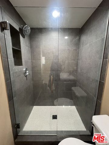 14456 Foothill Boulevard 28, Sylmar, CA 91342