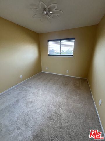 14456 Foothill Boulevard 28, Sylmar, CA 91342