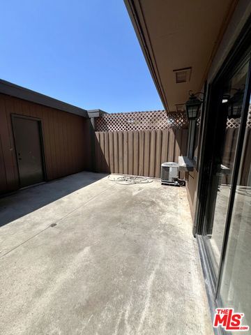 14456 Foothill Boulevard 28, Sylmar, CA 91342