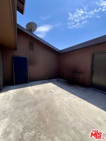 14456 Foothill Boulevard 28, Sylmar, CA 91342