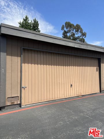 14456 Foothill Boulevard 28, Sylmar, CA 91342