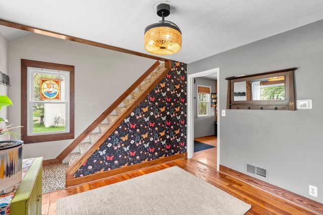 424 Oakwood Drive, Anoka, MN 55303