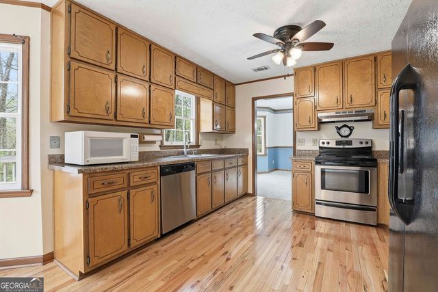 255 Stoneridge Way, Fayetteville, GA 30215