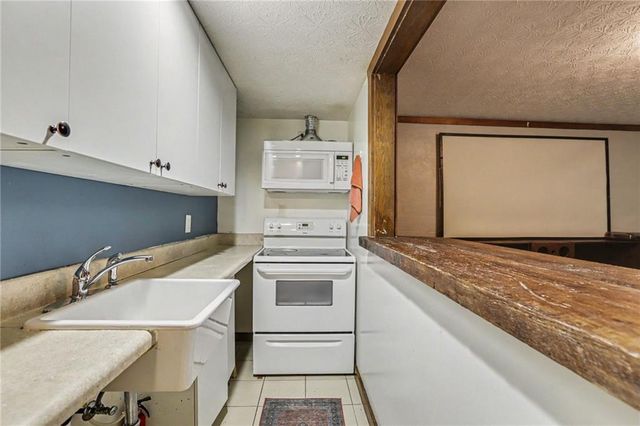 675 Ridge Avenue, Stone Mountain, GA 30083