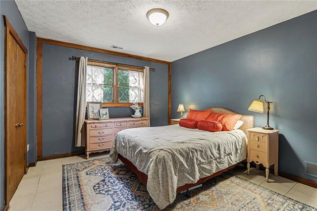 675 Ridge Avenue, Stone Mountain, GA 30083