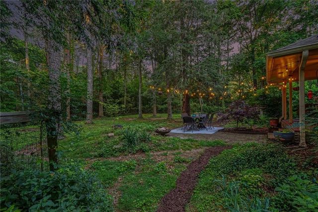 675 Ridge Avenue, Stone Mountain, GA 30083