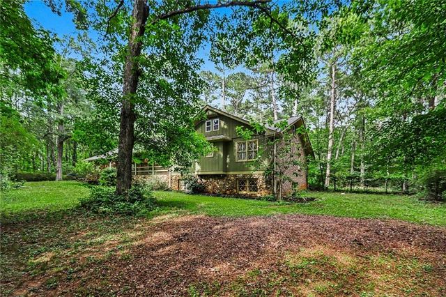 675 Ridge Avenue, Stone Mountain, GA 30083