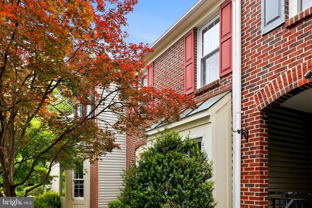3269 CORCYRA CT, Woodbridge, VA 22192