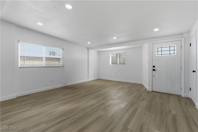 1692 Palora Avenue, Las Vegas, NV 89169