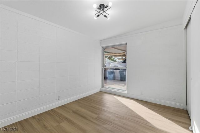 1692 Palora Avenue, Las Vegas, NV 89169