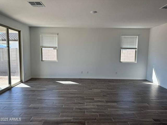 5535 W HOPI Trail, Laveen, AZ 85339