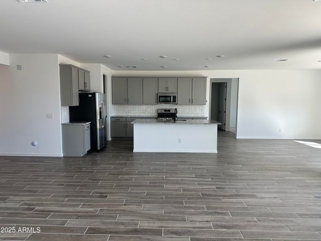 5535 W HOPI Trail, Laveen, AZ 85339