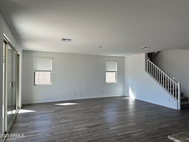 5535 W HOPI Trail, Laveen, AZ 85339