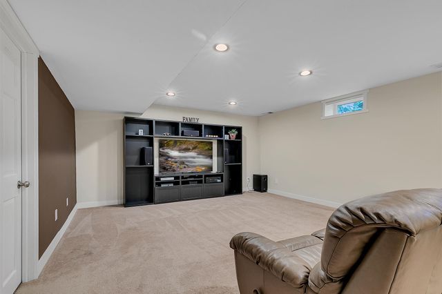 12663 Norway Spruce Drive, Baxter, MN 56425