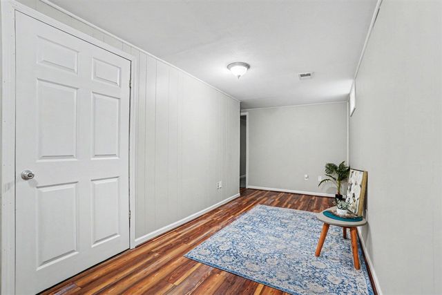 3011 Barney Road, Kalamazoo, MI 49004