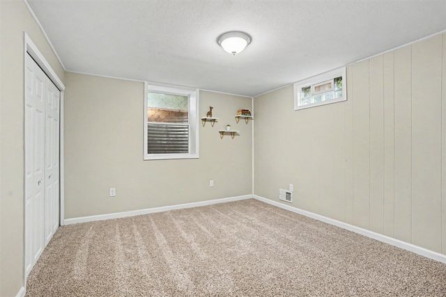 3011 Barney Road, Kalamazoo, MI 49004