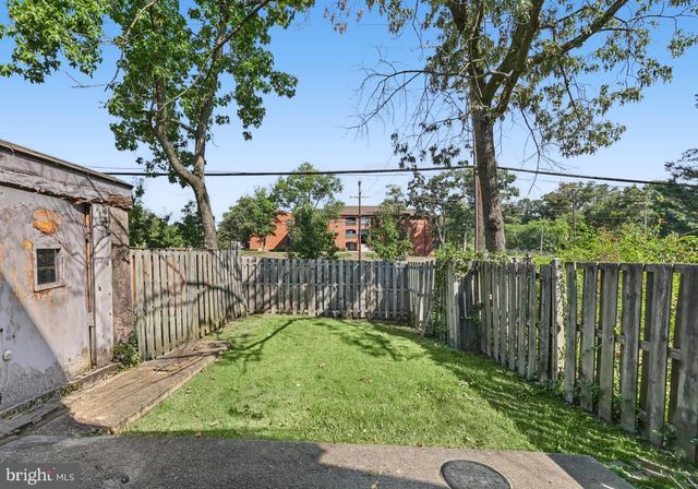 8212 CANNING TER, Greenbelt, MD 20770