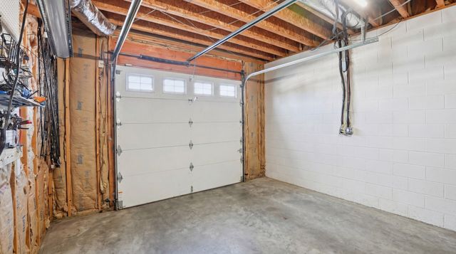 135 Vols Ln, Estill Springs, TN 37330