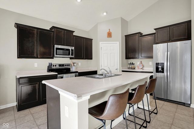 4243 Stubbington Lane, Indianapolis, IN 46239