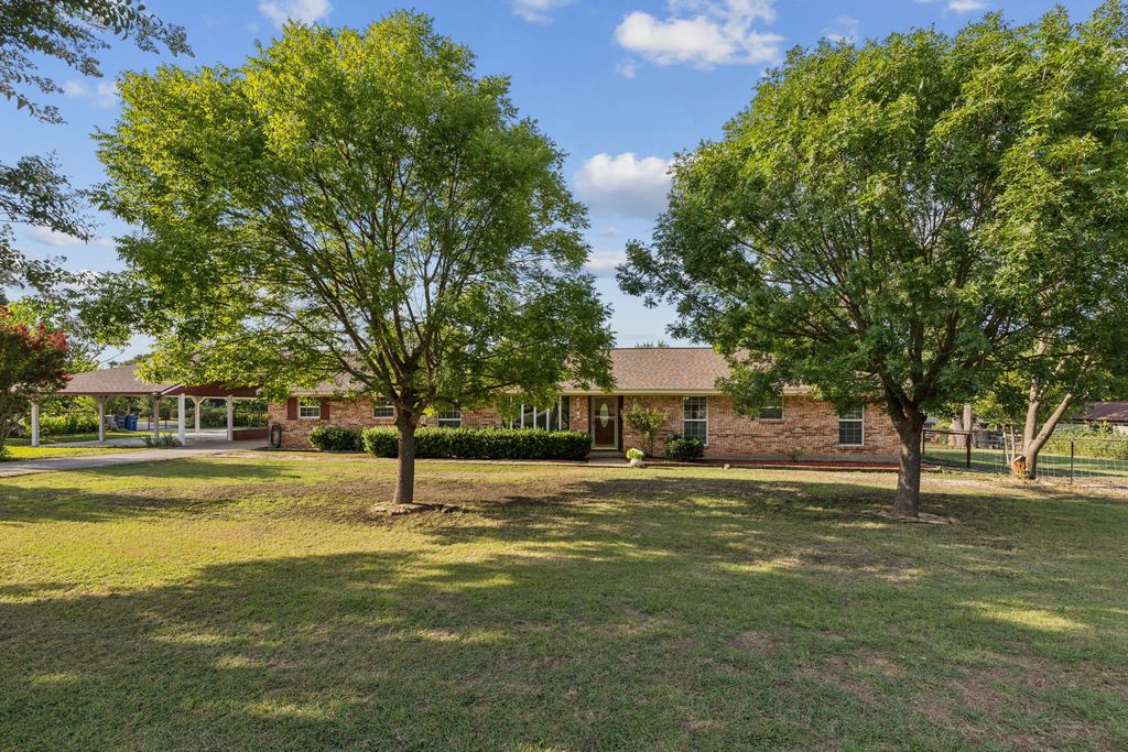 1 Glencove Cir., Lucas, TX 75002