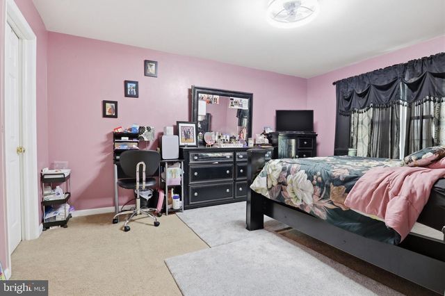 491 SUNDAY DR, Harrisburg, PA 17111