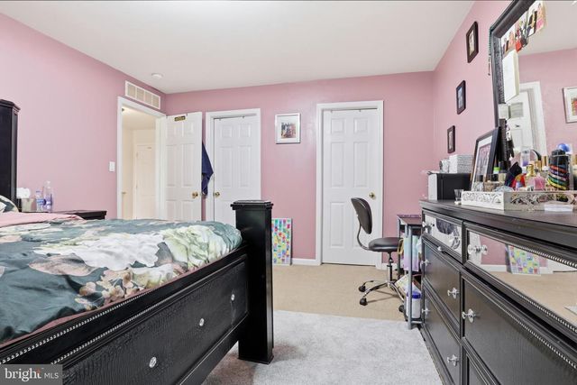 491 SUNDAY DR, Harrisburg, PA 17111