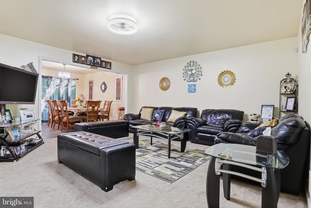 491 SUNDAY DR, Harrisburg, PA 17111