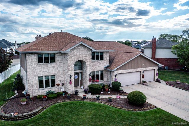 8707 Timbers Pointe Drive, Tinley Park, IL 60487