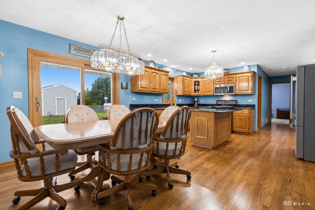 8707 Timbers Pointe Drive, Tinley Park, IL 60487
