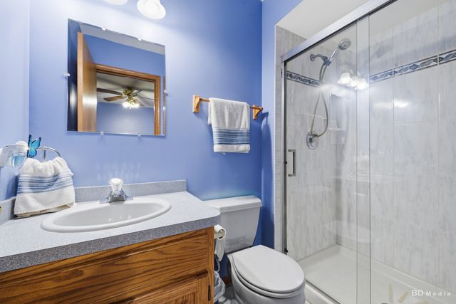 8707 Timbers Pointe Drive, Tinley Park, IL 60487