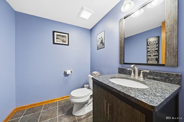 8707 Timbers Pointe Drive, Tinley Park, IL 60487