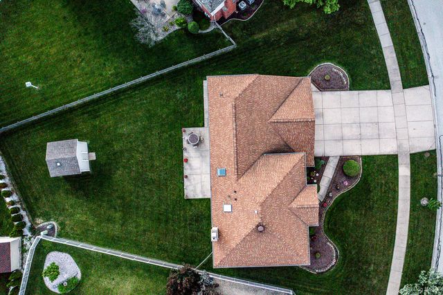 8707 Timbers Pointe Drive, Tinley Park, IL 60487