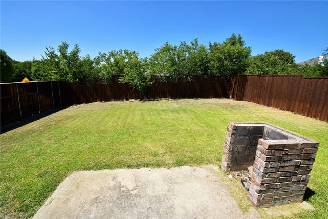 9328 Warren Drive, Mckinney, TX 75071