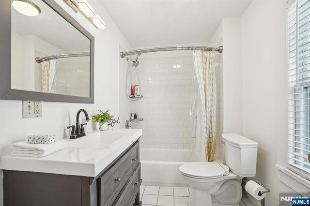 40 8th Street, Clifton, NJ 07011