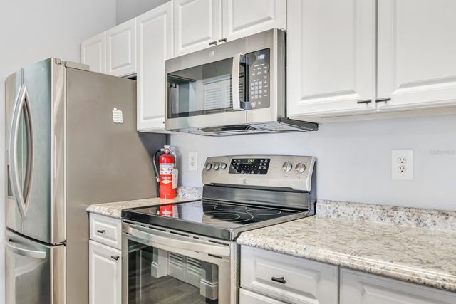 14304 FREDRICKSBURG DRIVE 402, Orlando, FL 32837