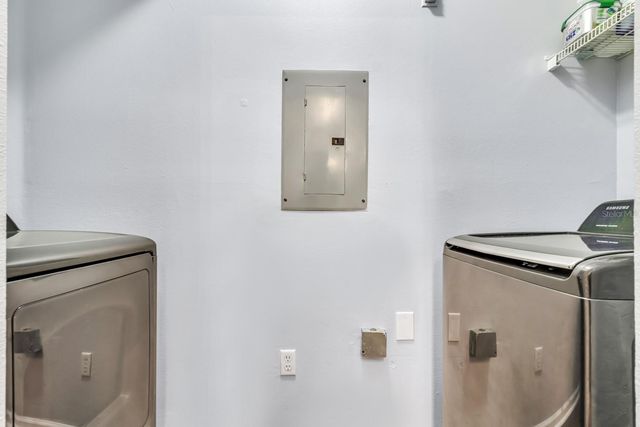 14304 FREDRICKSBURG DRIVE 402, Orlando, FL 32837