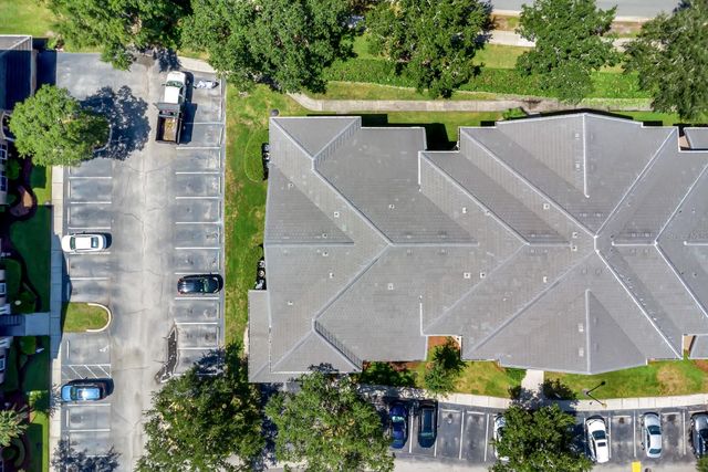 14304 FREDRICKSBURG DRIVE 402, Orlando, FL 32837