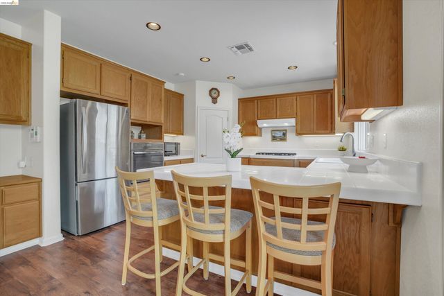 2068 Catalpa Way, Antioch, CA 94509