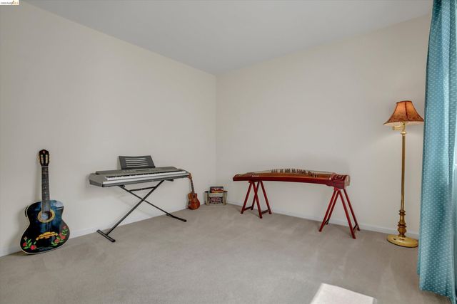 2068 Catalpa Way, Antioch, CA 94509