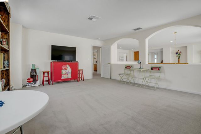 2068 Catalpa Way, Antioch, CA 94509