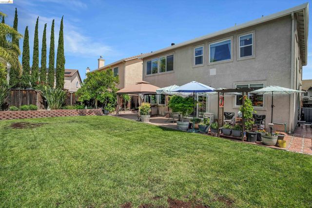 2068 Catalpa Way, Antioch, CA 94509