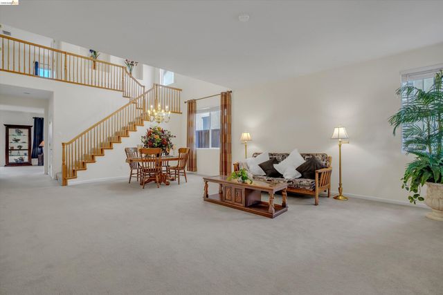 2068 Catalpa Way, Antioch, CA 94509