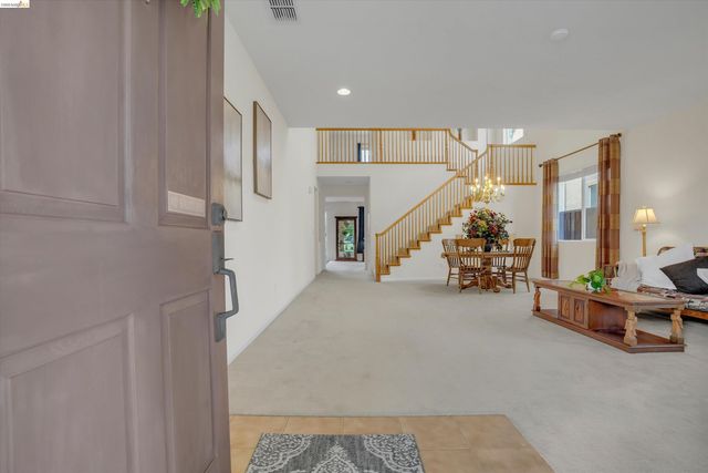 2068 Catalpa Way, Antioch, CA 94509