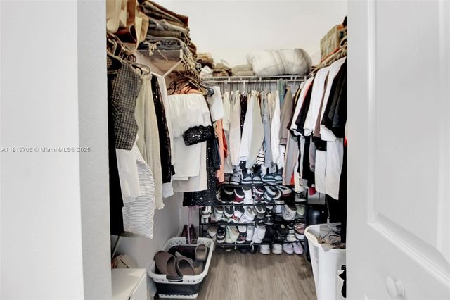 22917 SW 105th Ave, Cutler Bay, FL 33190