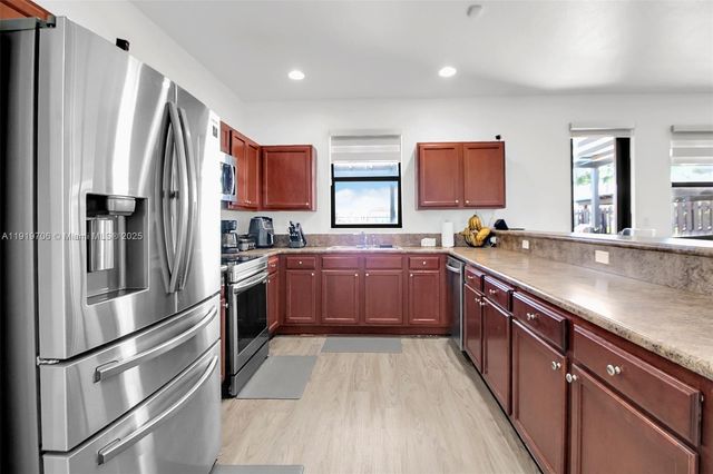 22917 SW 105th Ave, Cutler Bay, FL 33190