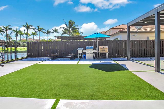 22917 SW 105th Ave, Cutler Bay, FL 33190